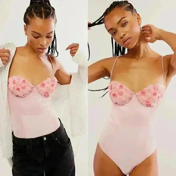 For Love And Lemons Tops - NWT For Love & Lemons Skye Bodysuit Size Medium Pink Roses